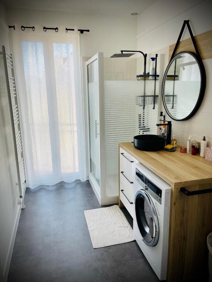 Suites Mana - Le Manaloft, Chic Et Moderne Avec Salle Privee De Fitness En Plein Centre-Ville De Rethel Kültér fotó