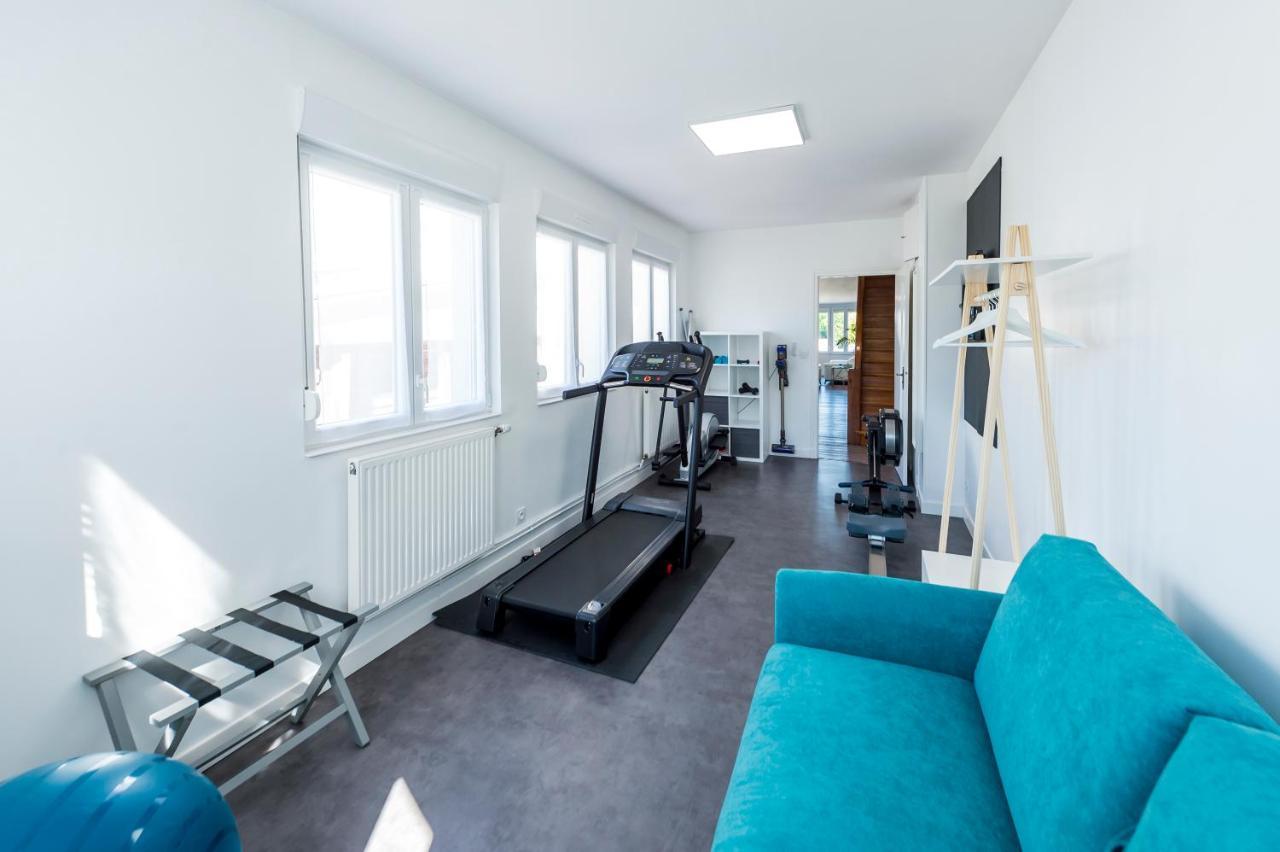 Suites Mana - Le Manaloft, Chic Et Moderne Avec Salle Privee De Fitness En Plein Centre-Ville De Rethel Kültér fotó