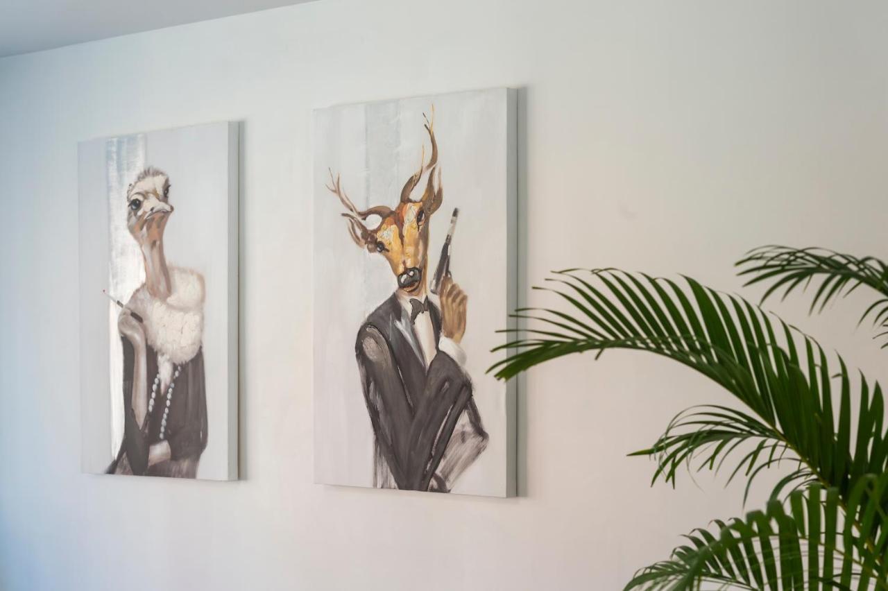 Suites Mana - Le Manaloft, Chic Et Moderne Avec Salle Privee De Fitness En Plein Centre-Ville De Rethel Kültér fotó